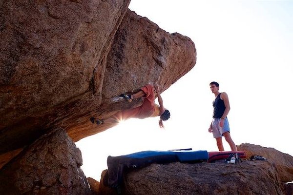 Les Possibilités d'Escalade, de Via Ferrata et de Spéléologie en Auvergne
